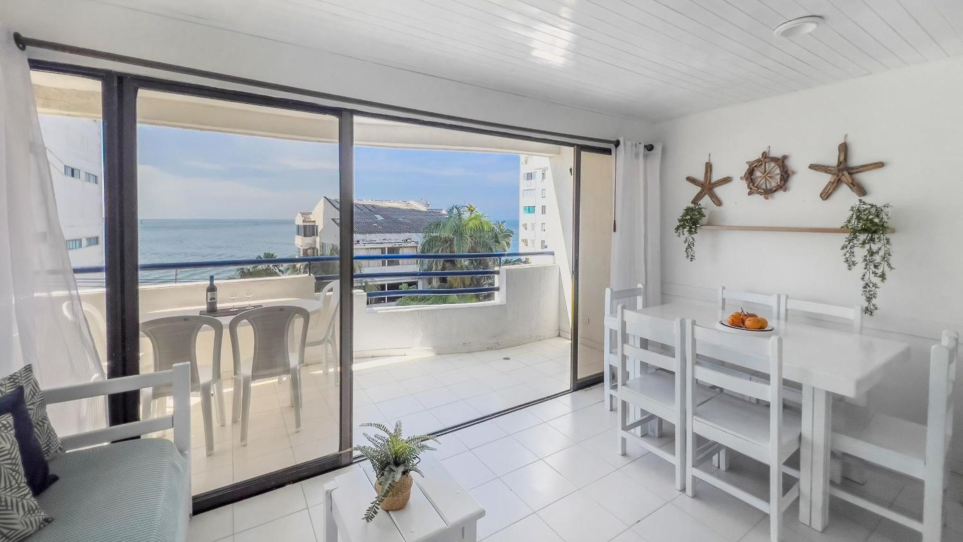 Tropical - Con Vista Al Mar Apartamento *